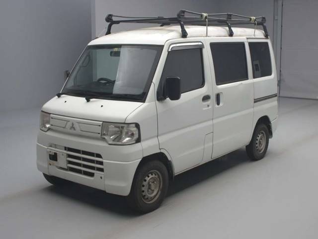 29001 MITSUBISHI MINICAB VAN U61V 2013 г. (TAA Kantou)